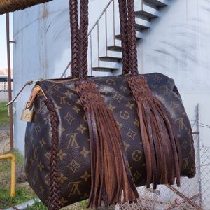 Louis Vuitton Speedy